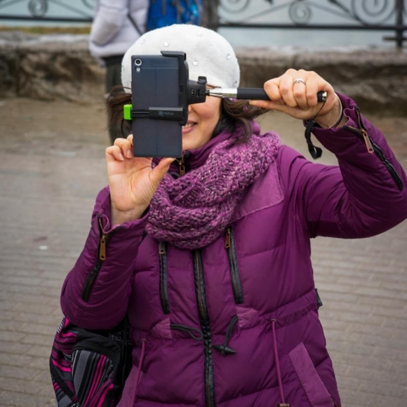 Meet your Posher, Lucy - Picture 1 of 2